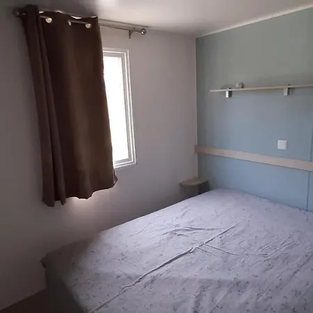 Landshause * Burinhosa