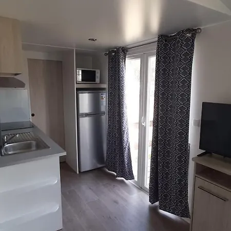 Landshause * Burinhosa