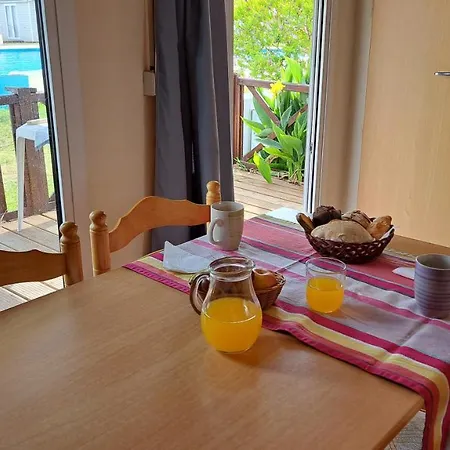 Landshause * Burinhosa