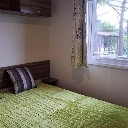 Landshause Camping Burinhosa