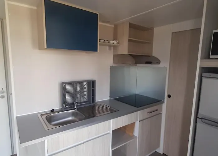 Κάμπινγκ Landshause