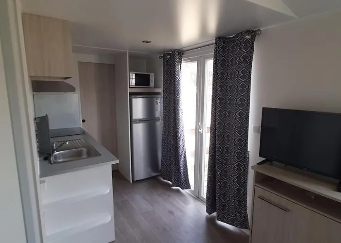 Landshause * Burinhosa