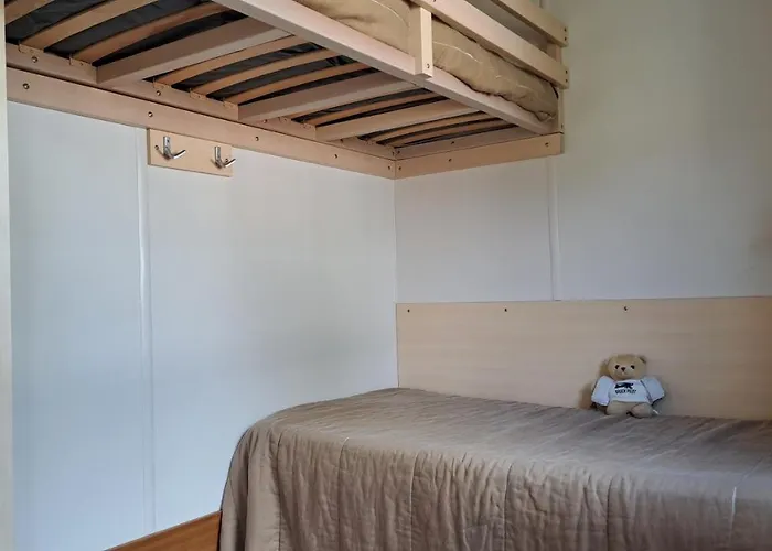 Landshause * Burinhosa