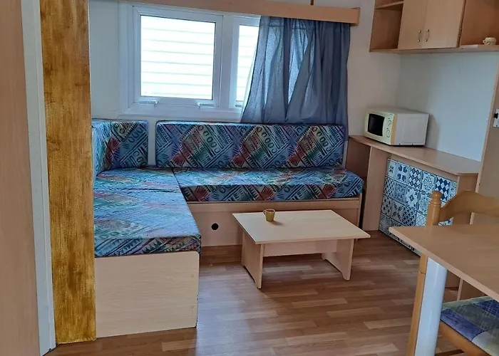 Landshause Κάμπινγκ