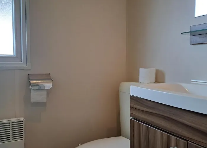 مكان تخييم Landshause *